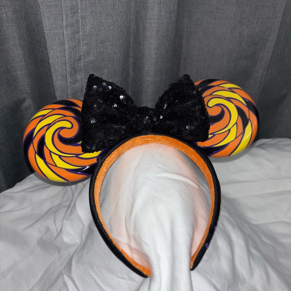 Disney Halloween Sweet and Spooky Swirl Ears Minnie Ears with Sequin Bow